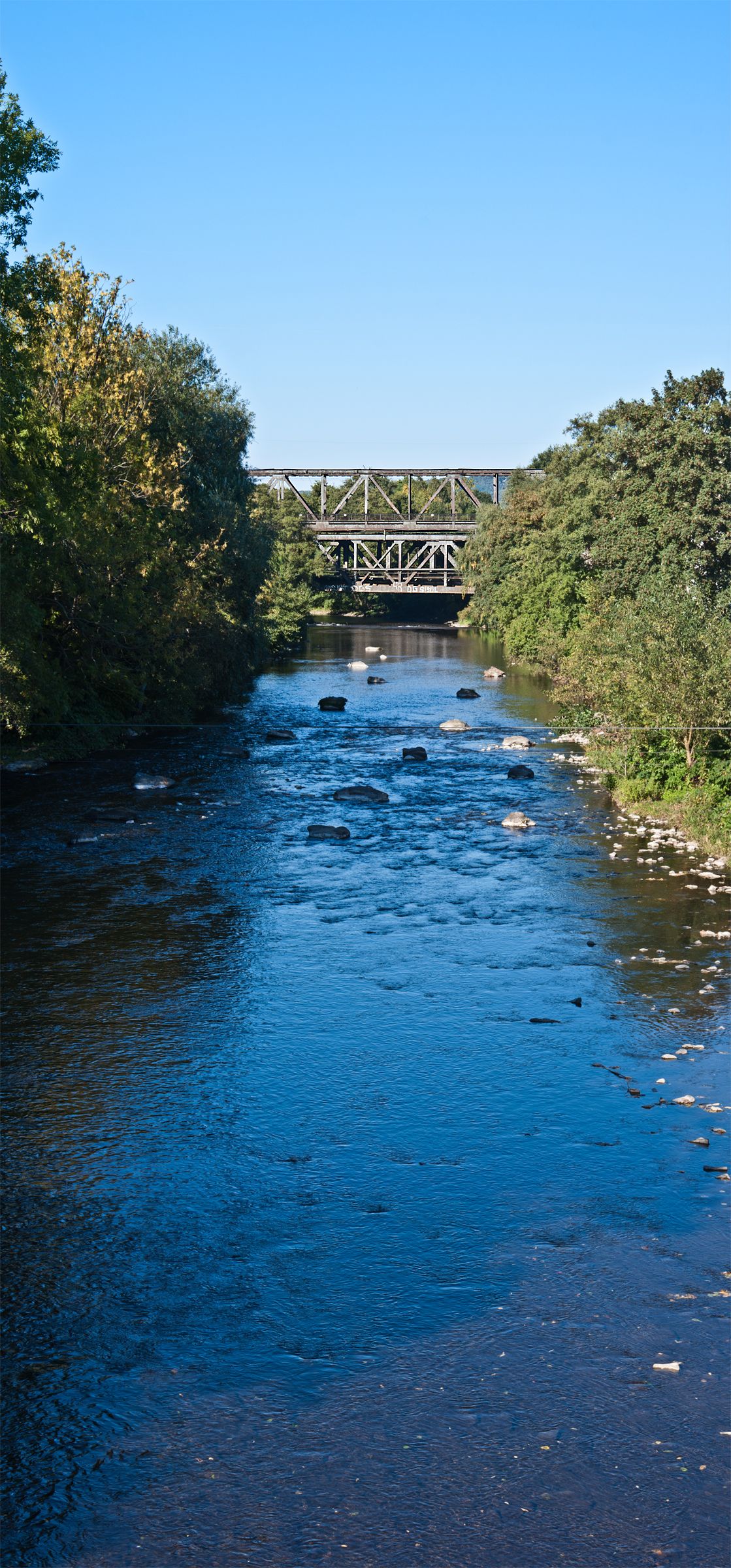 Dieses senkrechte Panorama besteht aus 4 Fotos im Querformat 