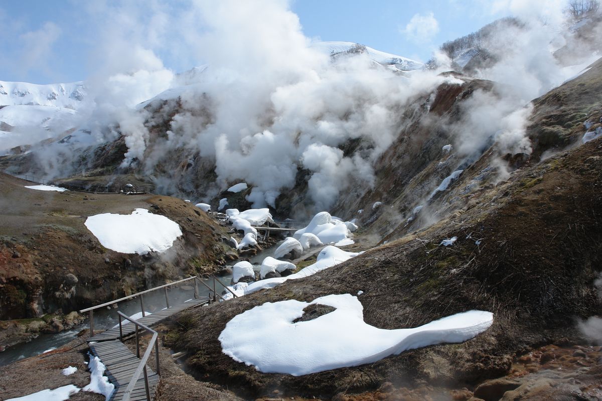 Valley of Geysers. Kamchatka. Sony R1.