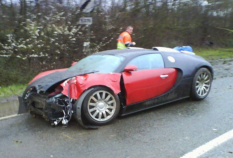 veyron-smash01-1-1_100220492_l.jpg