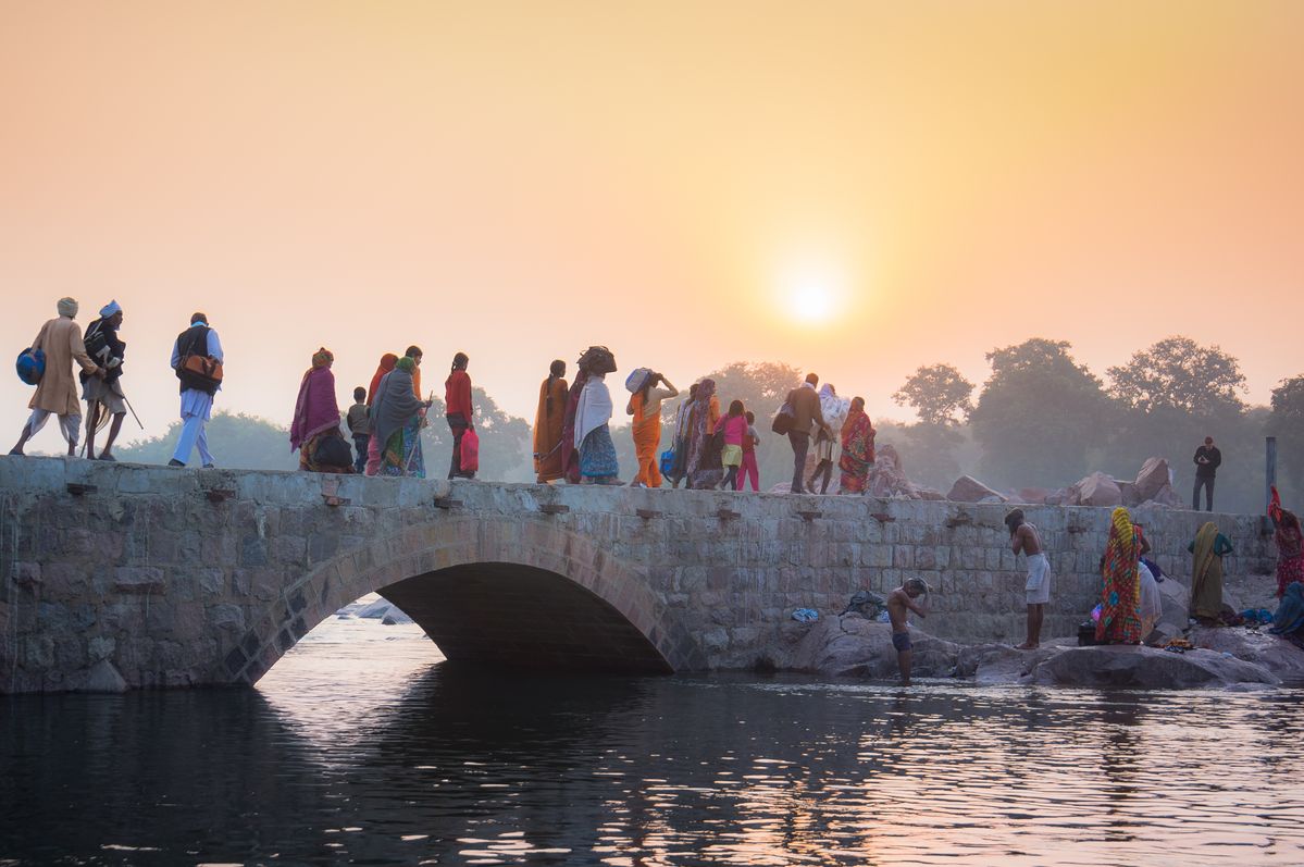 Que ce soit mon propre voyage où celui des Indiens en pélerinage à Orchha, je trouve que cette photo répond bien au thème de ce mois ci.