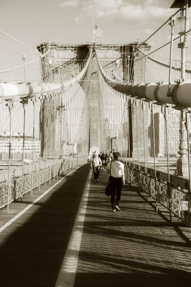 While on the trip to NYC, I visited Brooklyn Bridge. In this photo I was really interested in its symmetry. 